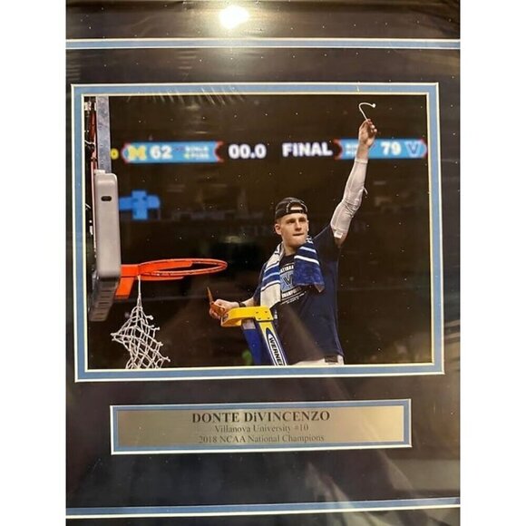 Donte Divincenzo signed autographed Villanova Sports Illustrated framed JSA - Picture 5 of 6